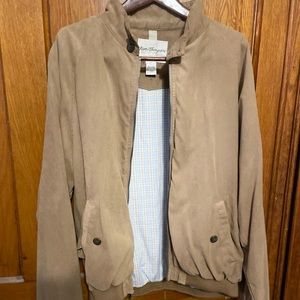 Norm Thompson beautiful buttoned jacket